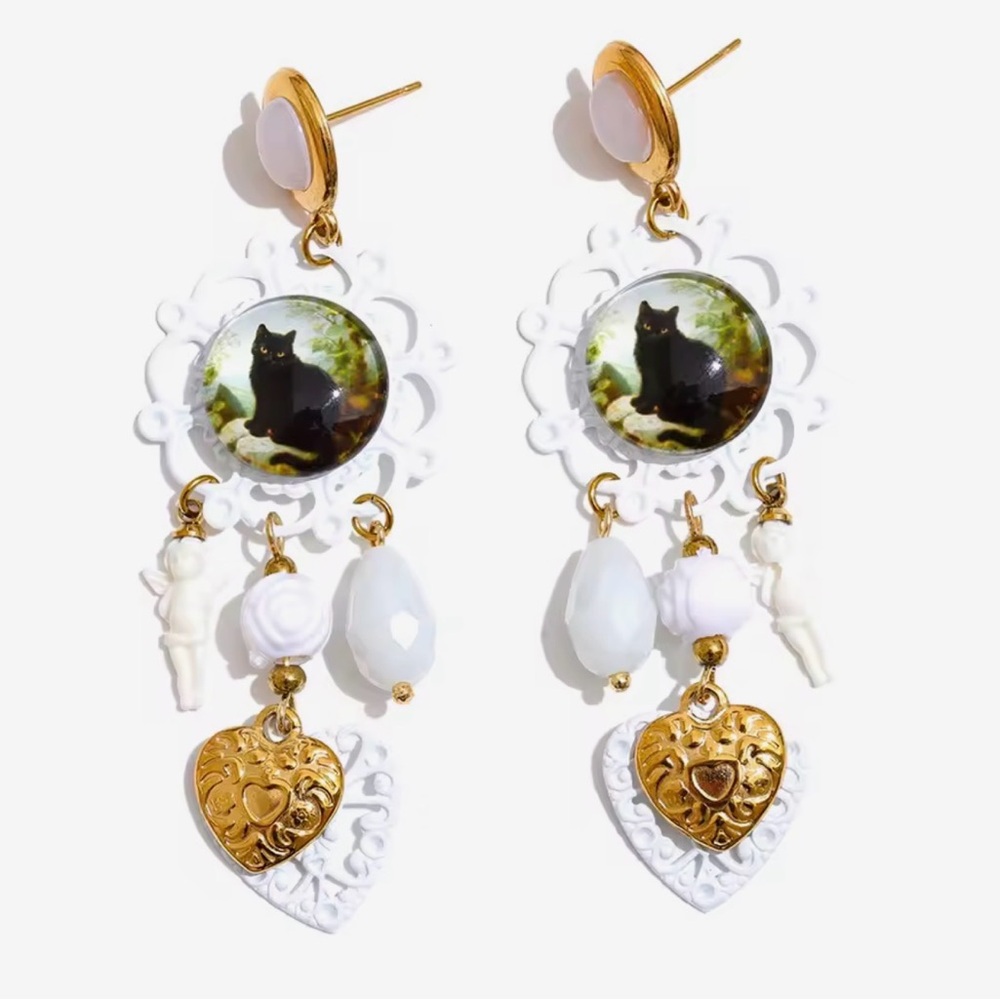 Sara Sotti Gold and White Cat Motif Dangle Earrings